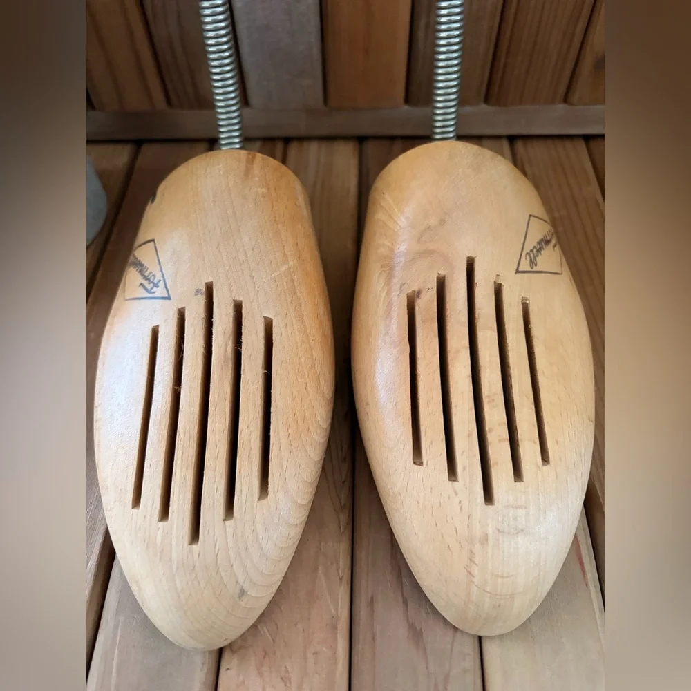 Vintage Formwell Wooden Shoe Trees, Size 10, Large, Spring Loaded Collectible